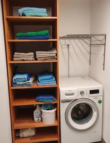 Huge And Modern With Terrace *