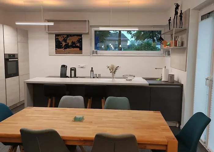 Huge And Modern With Terrace Paderborn